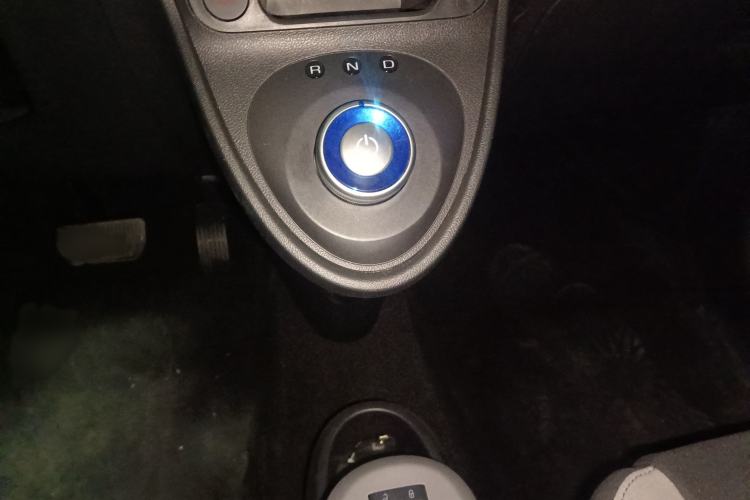 Used ORA Black Cat 2021 301 km Basic Version
