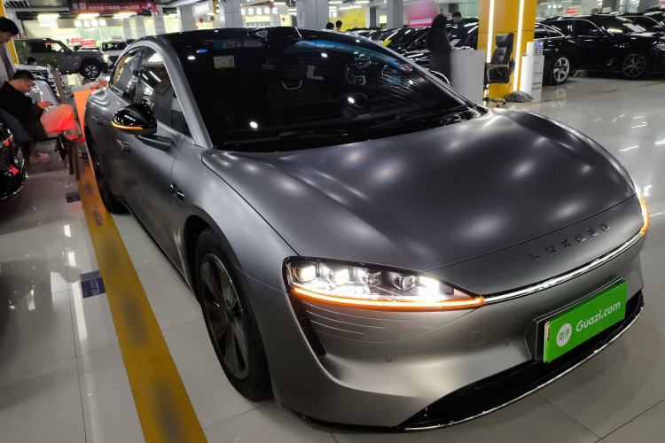 Used Hima Luxeed S7 2024 Max
