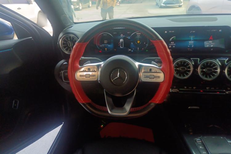 Used Mercedes-Benz A-Class 2022 Restyled A 200 L Sport Sedan Fashion Version
