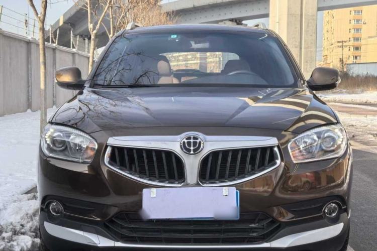 Used Brilliance V5 2016 1.5T Automatic Two-Wheel Drive Smart Version