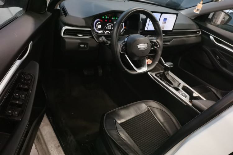 Used Geely Auto Emgrand 2025 4th Generation 1.5L CVT Luxury Version