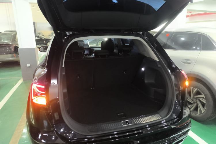 Used Hongqi HS5 2023 2.0T Qixiang Pro Edition
