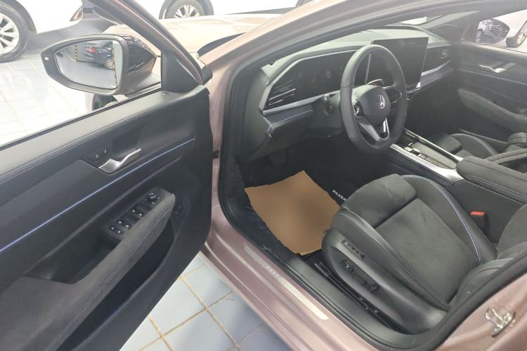 Used Volkswagen Passat 2025 Pro 380TSI Starry Dragon Luxury Edition
