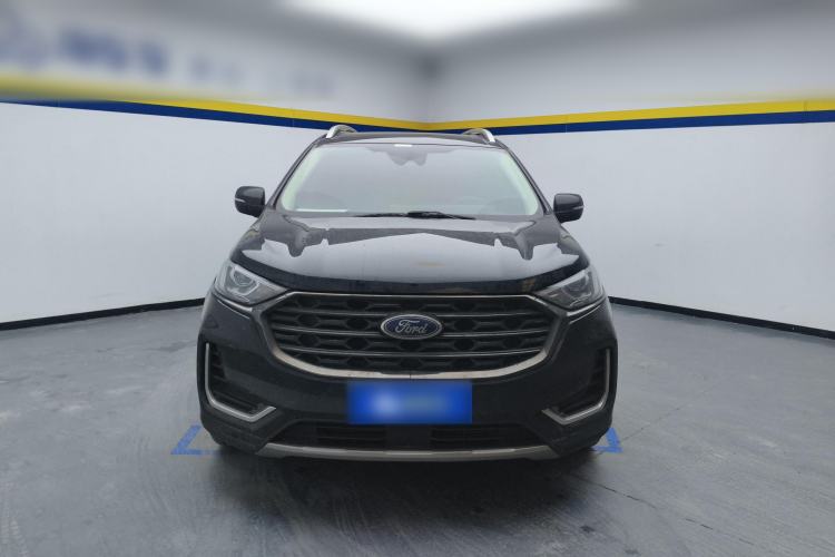 Used Ford Edge 2021 PLUS EcoBoost 245 Two-Wheel-Drive Titanium 7-Seater
