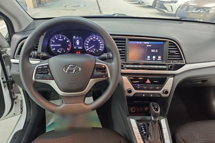 Used Hyundai Elantra (6th Generation / Lingdong) 2016 1.6L Automatic ZhiXuan – Elite Version
