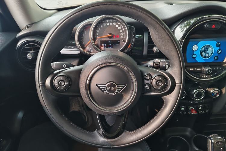 Used  MINI 2018 1.5T ONE PLUS
