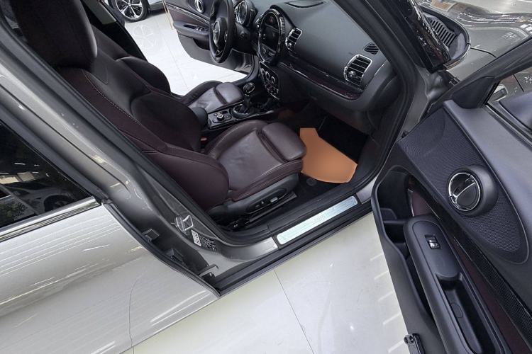 Used  Clubman 2018 1.5T COOPER Artist
