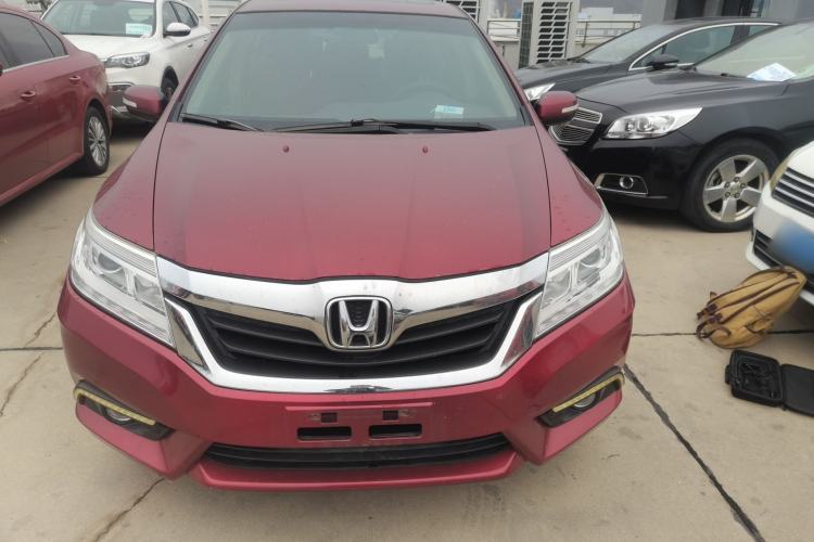 Used Honda Crider 2013 1.8L automatic luxury edition
