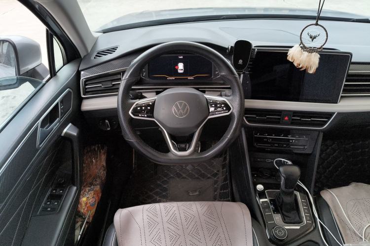 Used Volkswagen Tiguan L 2022 380TSI Automatic All-Wheel Drive R-Line Enhanced Comfort 7-Seater
