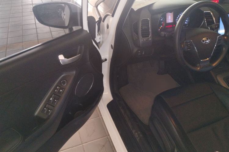 Used Kia K3 2015 1.6L Manual GLS