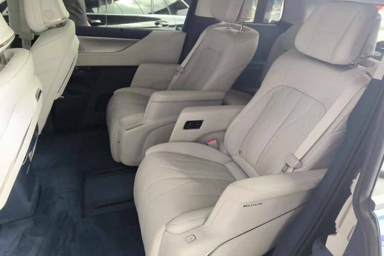 Used Buick GL8 New Energy 2024 Lu Zun Luxury Edition 7-Seater
