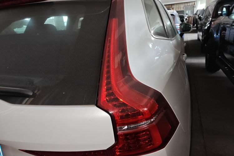 Used Volvo XC60 2025 B5 Four-Wheel Drive Smart & Advanced Luxury Edition
