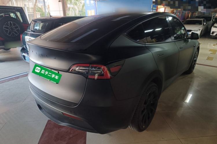 Used Tesla Model Y 2023 Long-Range All-Wheel-Drive Version