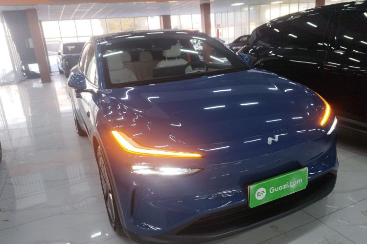 Used ONVO L60 2024 60 kWh Rear-Drive Version