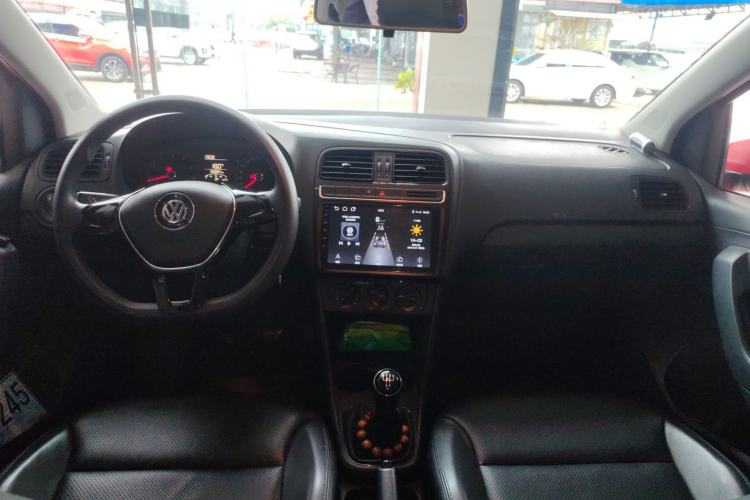 Used Volkswagen Polo 2016 1.4L Manual Fashion Model