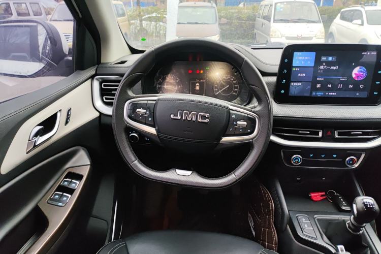 Used JMC Yuhu 7 2022 2.0T Manual Gasoline 4x4 Comfort Plus Long Wheelbase JX4G20A6L