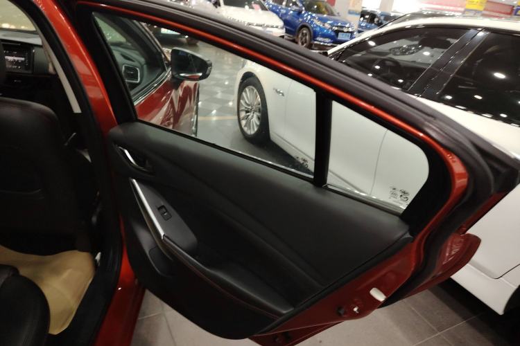 Used Mazda Atenza 2015 2.0L Blue Sky Luxury Edition
