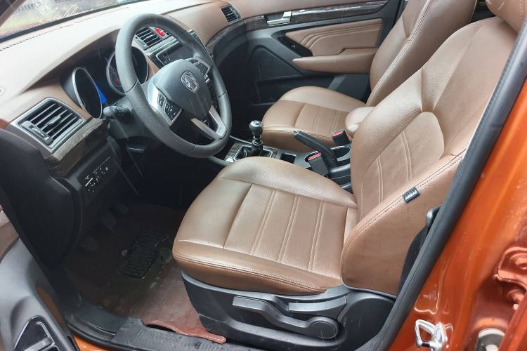 Used BAIC Weiwang S50 2016 1.5T Manual Joyful Luxury Edition
