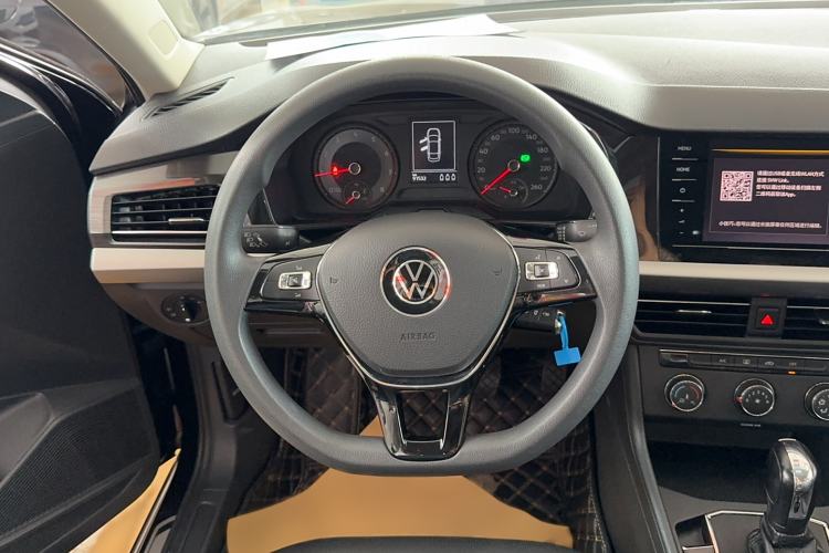 Used Volkswagen Lavida 2021 1.5L Automatic Comfort Edition
