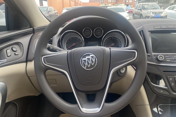 Used Buick Regal 2015 2.0L Leading Fashion Edition
