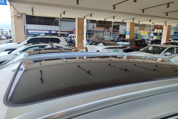 Used Hongqi HS5 2019 2.0T Smart Connect Flagship Edition
