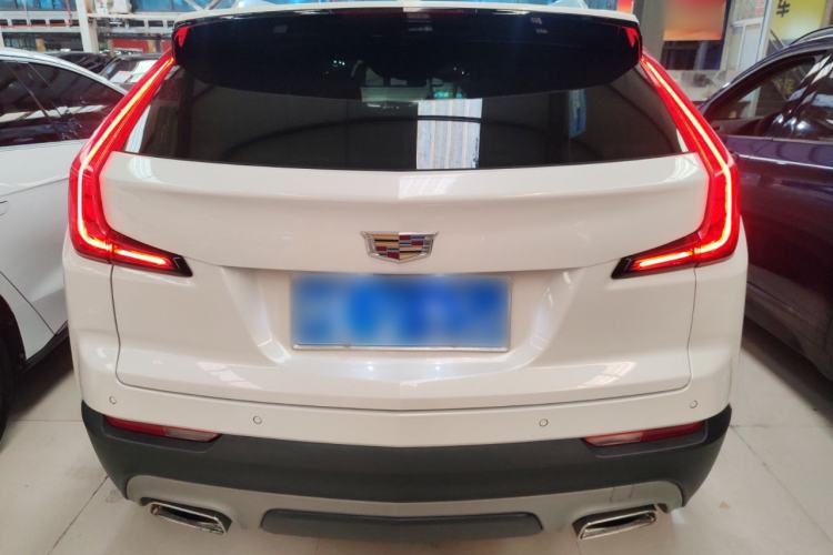 Used Cadillac XT4 2020 28T Two-Wheel-Drive Leading Version
