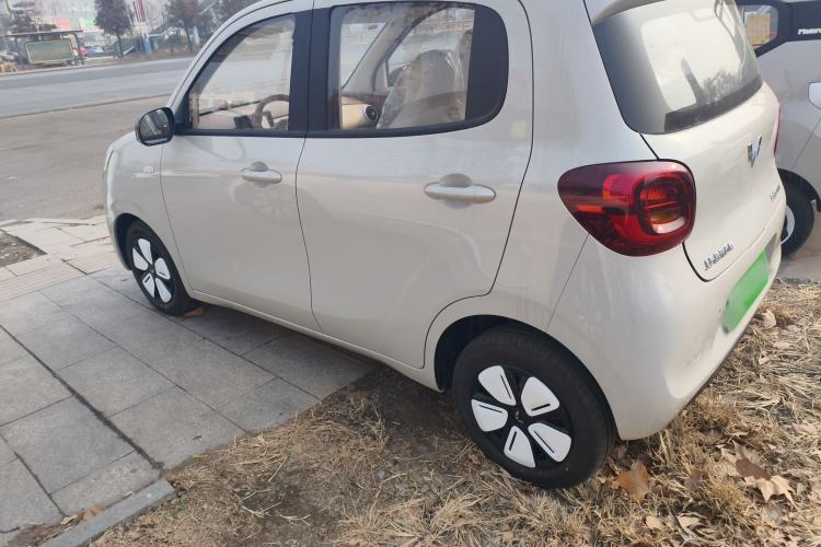 Used Wuling Hongguang MINIEV 2025 Four-Door Version Advanced Edition
