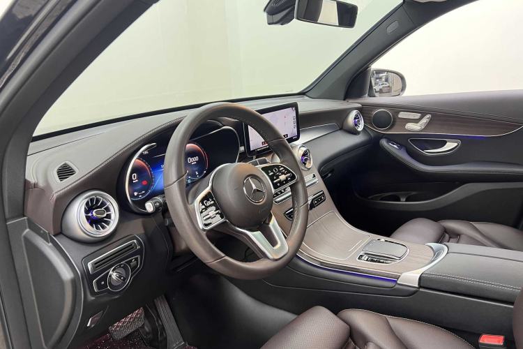 Used Mercedes-Benz GLC 2022 Second Facelift GLC 260 L 4MATIC Luxury Edition