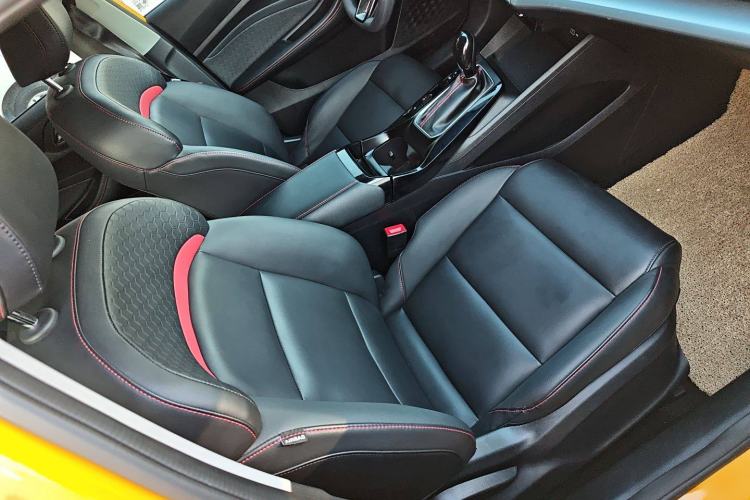 Used MG 5 2021 180 DVVT CVT Youth Luxury Edition
