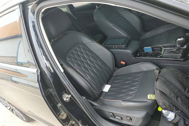 Used Volkswagen Passat 2021 330TSI Luxury Edition
