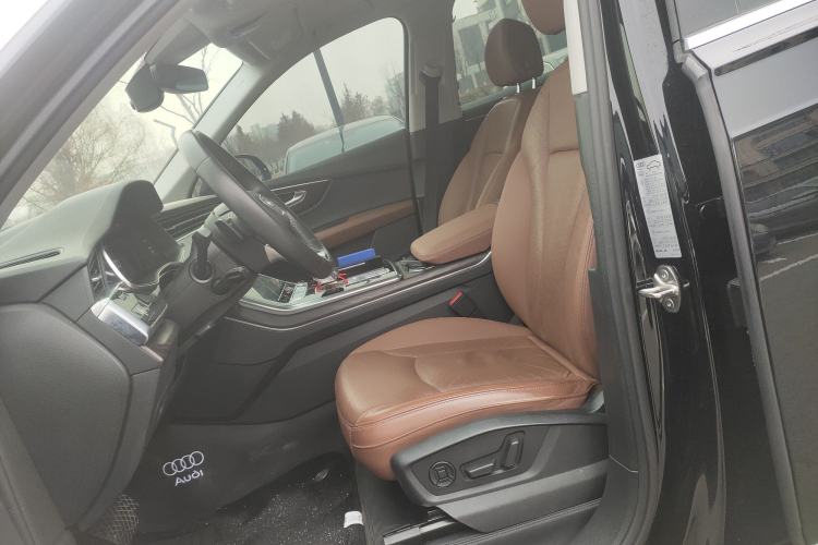 Used Audi Q7 2020 55 TFSI quattro S line sports model