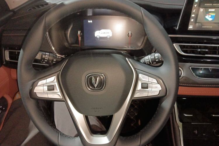 Used Changan CS75 2024 Enjoyment Edition 1.5T DCT Prestige Model
