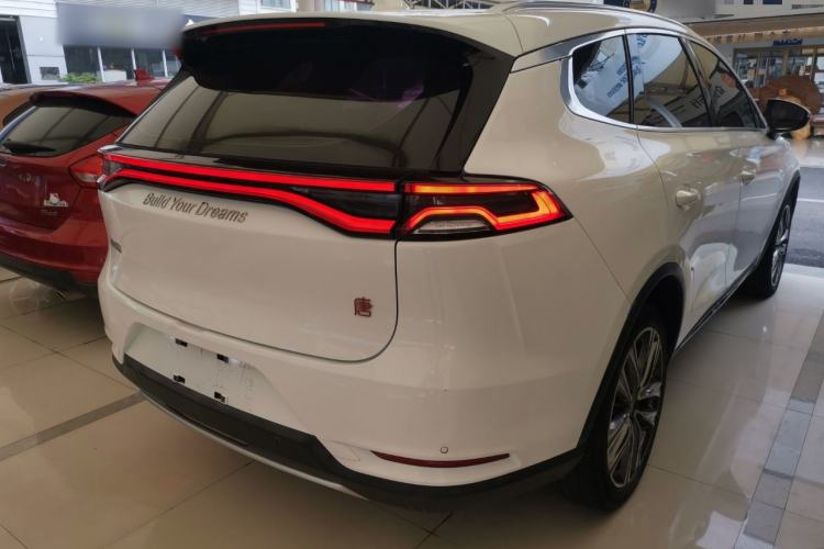 Used BYD Tang 2018 2.0T Automatic SmartConnect Prestige 7-Seater China V Standard