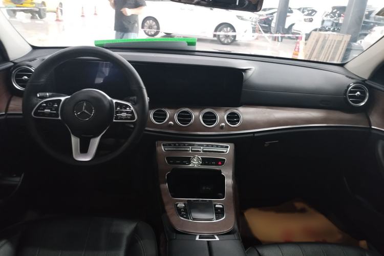 Used Mercedes-Benz E-Class 2019 E 300 L Stylish Model
