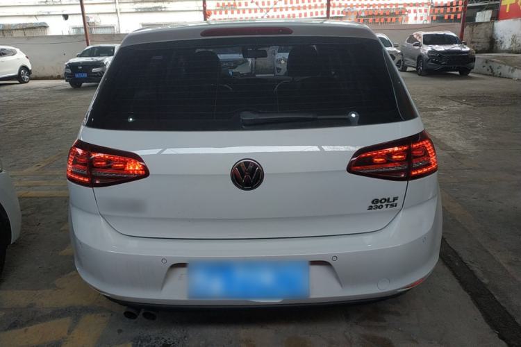 Used Volkswagen Golf 2017 230TSI Automatic Comfort Edition – Celebrating Milestone of One Million Units
