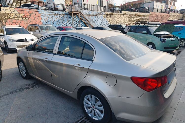 Used Roewe 350 2015 1.5L Manual Luxury Sunroof Edition