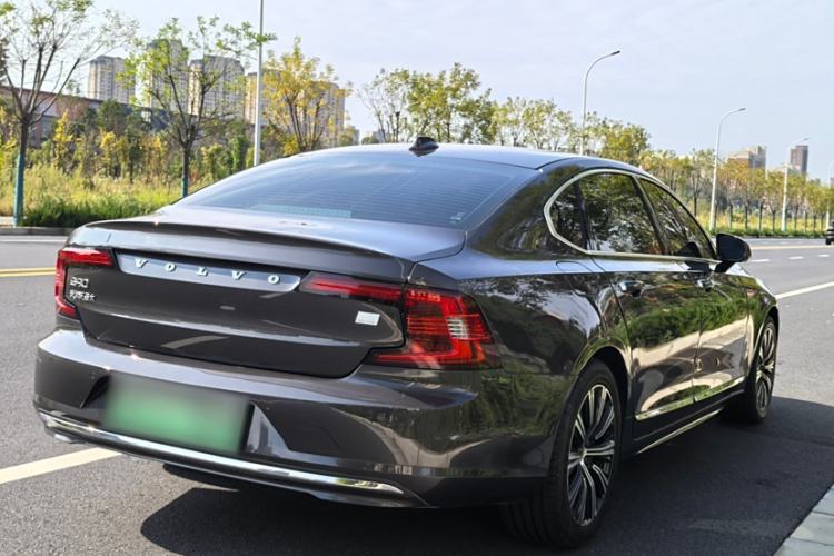 Used Volvo S90 New Energy 2021 T8 eDrive Hybrid Zhiyi Luxury Edition
