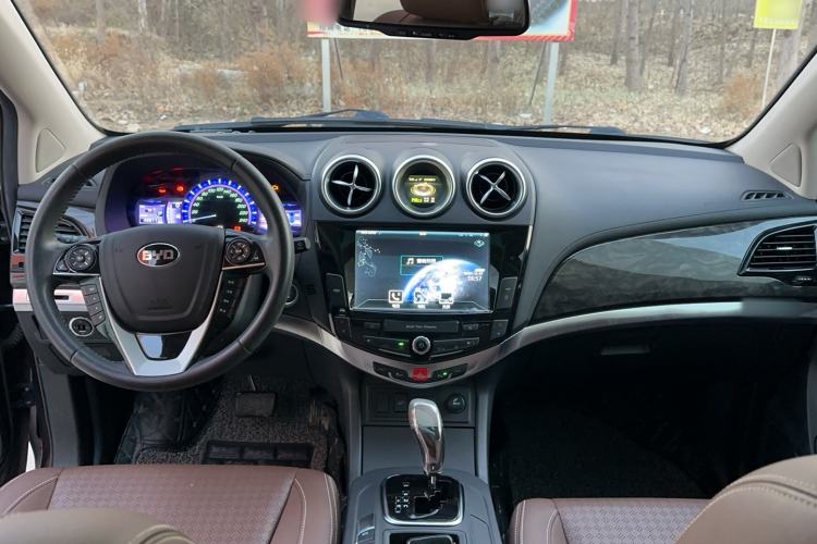 Used BYD S7 2016 2.0T Automatic Prestige Plus
