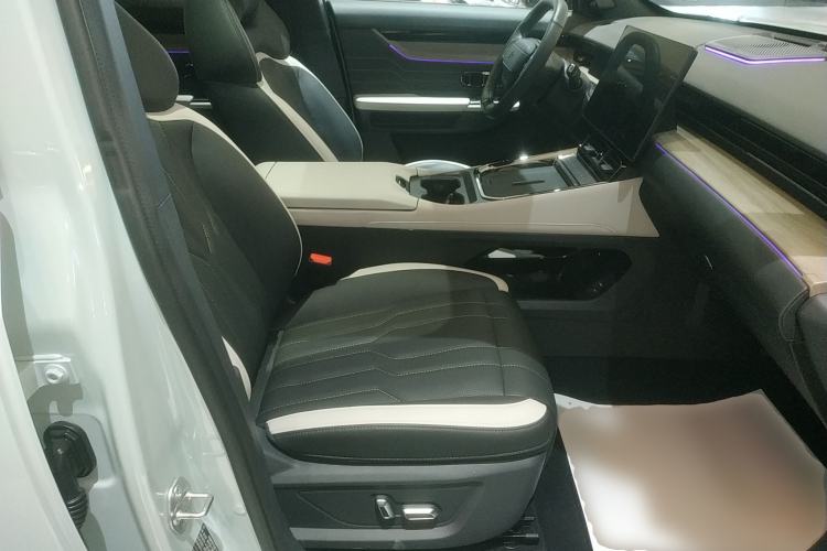 Used  Shanhai L6 2024 1.5TD DHT ULTRA
