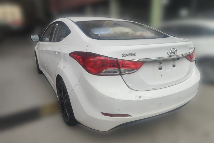 Used Hyundai Elantra 2015 1.6L Automatic Fashion Model
