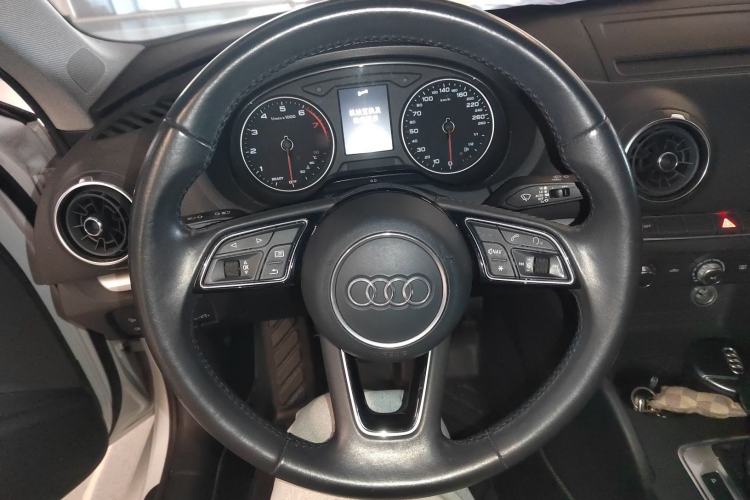 Used Audi A3 2019 Limousine 35 TFSI Ambition China V