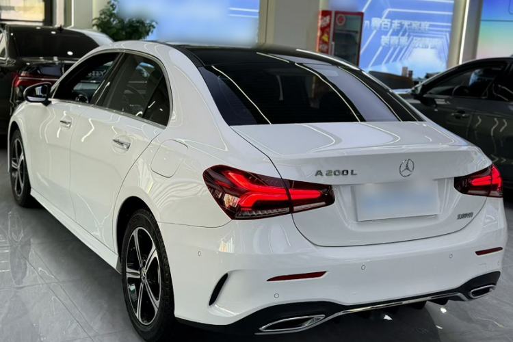 Used Mercedes-Benz A-Class 2022 Revised Version A 200 L Sport Sedan Fashionable Style