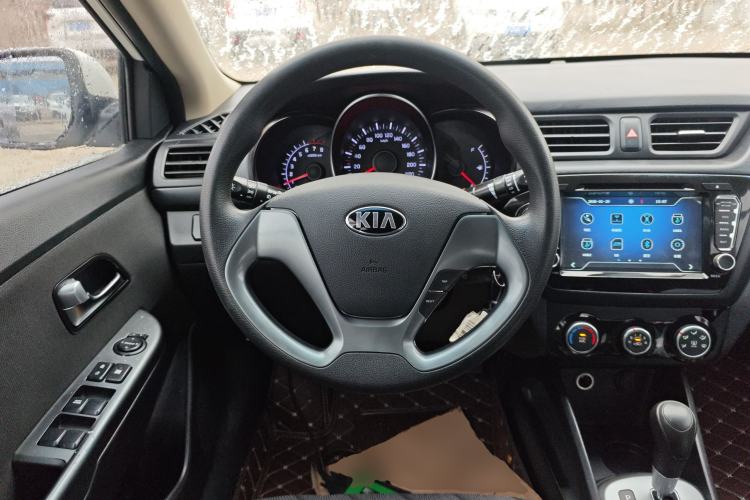 Used Kia K2 2015 Sedan 1.4L Automatic GLS
