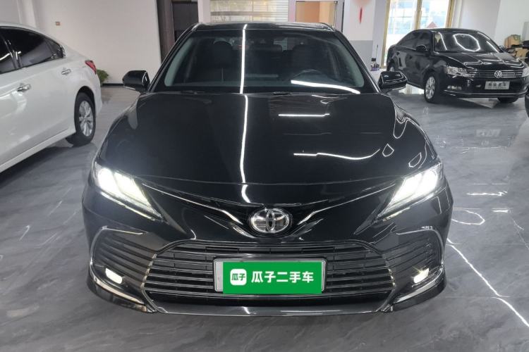 Used Toyota Camry 2023 2.0G Luxury Edition
