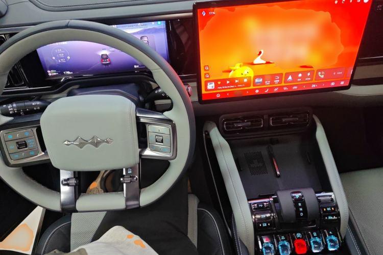 Used Formula Leopard Leopard 5 2023 Navigator Edition