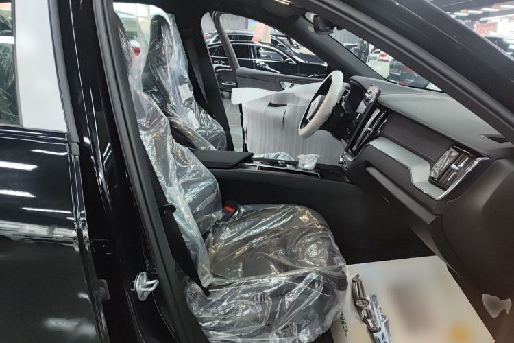 Used Volvo XC60 2026 B5 4x4 Smart Range Extreme Night Black Edition