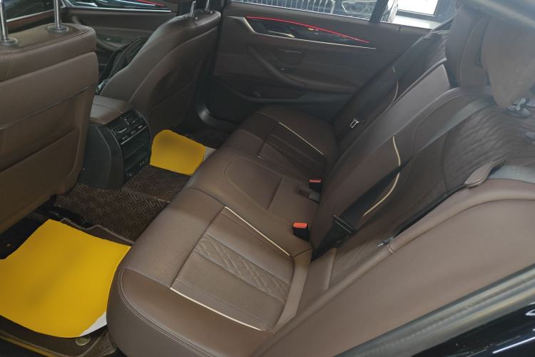 Used BMW 5 Series 2022 Second Facelift 525Li M Sport Package