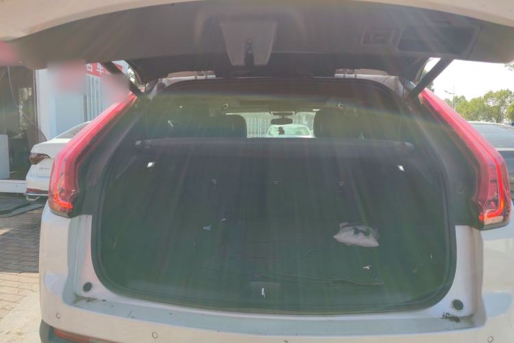 Used Cadillac XT4 2018 28T Two-Wheel Drive Tech Version