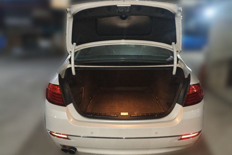 Used BMW 5 Series 2014 525Li Luxury Design Package
