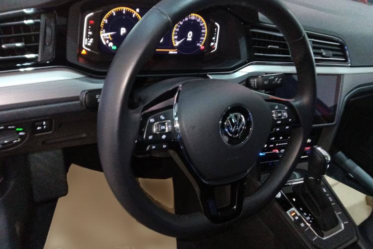 Used Volkswagen Lamando 2021 280TSI DSG Comfort Edition
